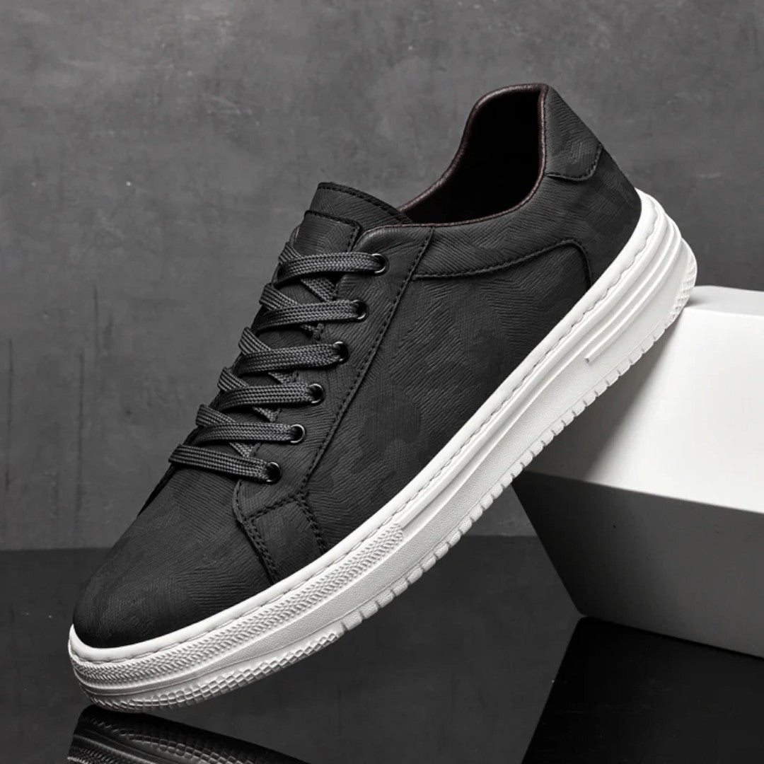 Caden Minimal Panel Sneakers