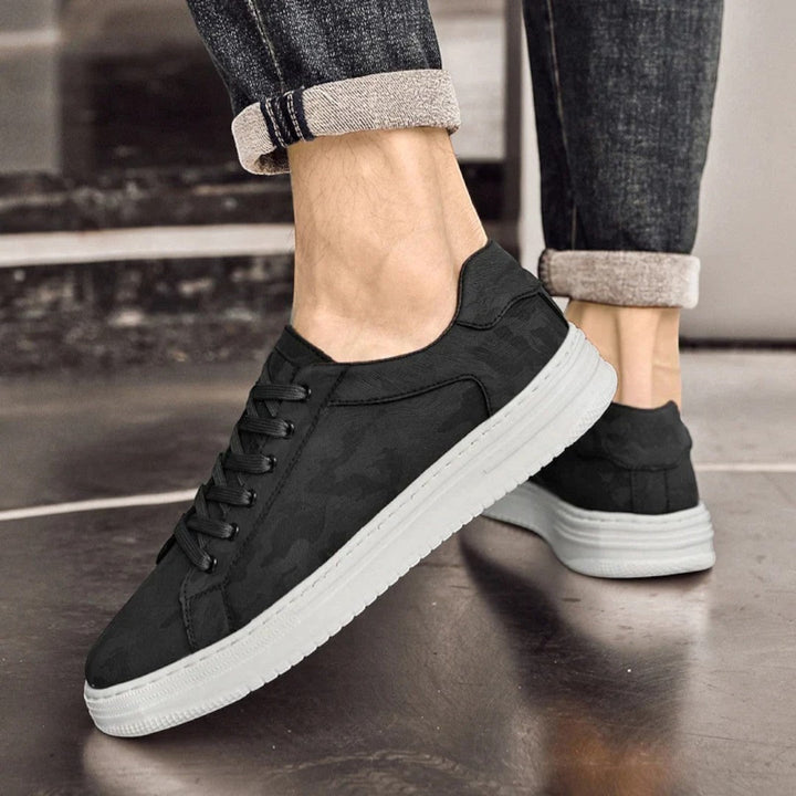 Caden Minimal Panel Sneakers