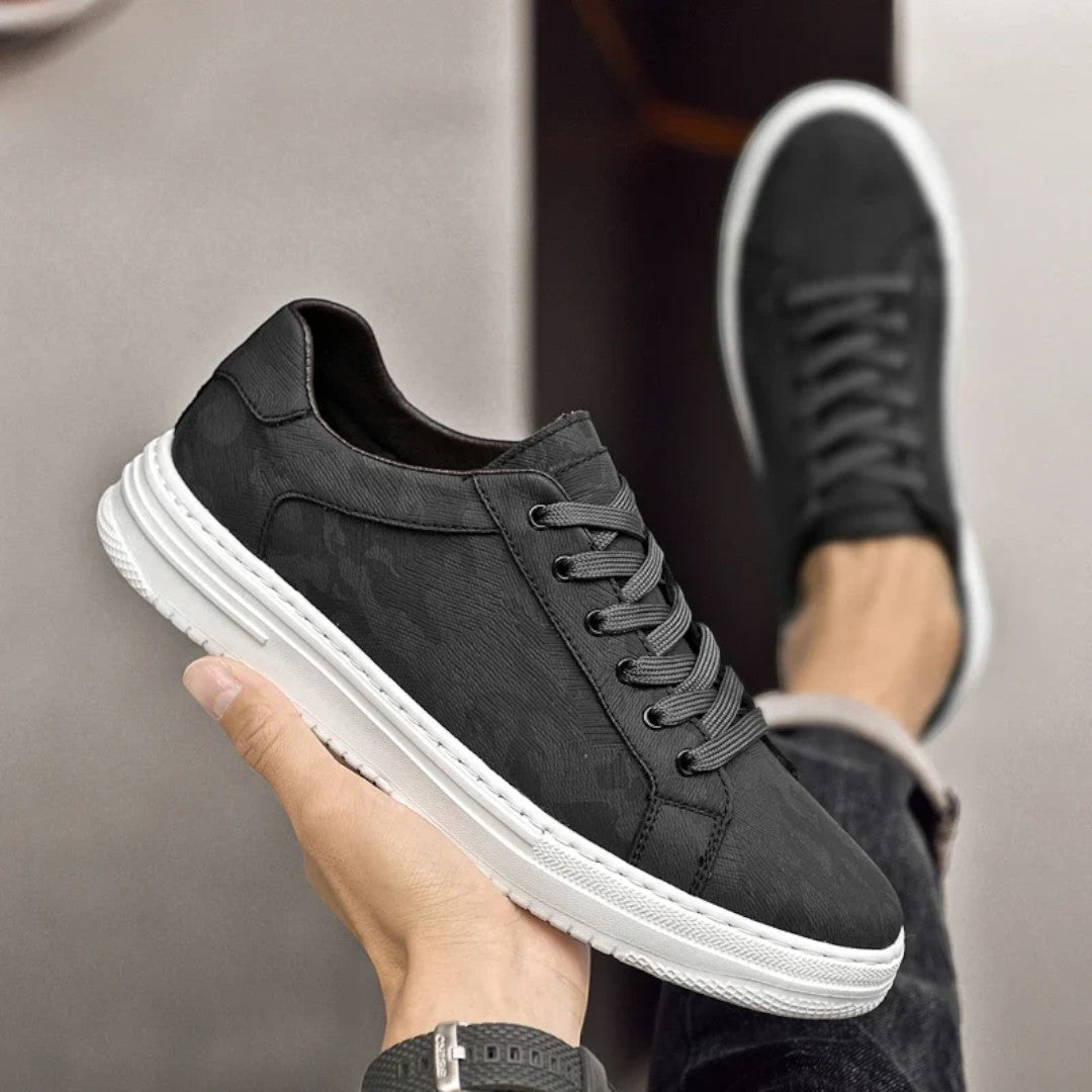Caden Minimal Panel Sneakers