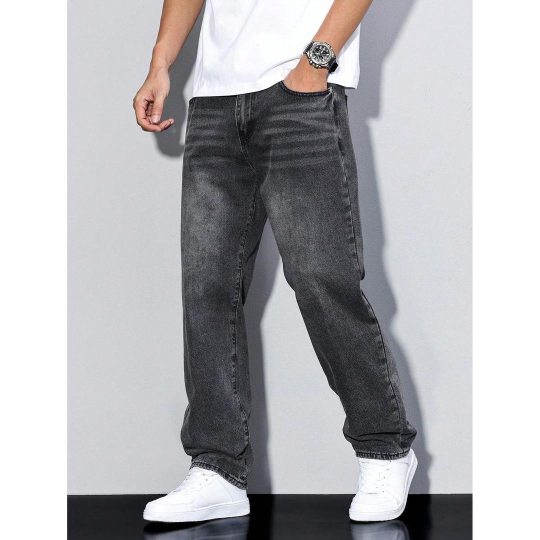 Harlan Loose-Fit Straight Jeans