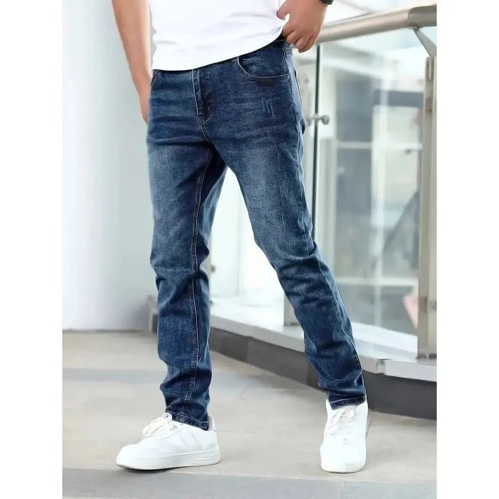 Marlowe Straight-Fit Jeans with Subtle Distressing
